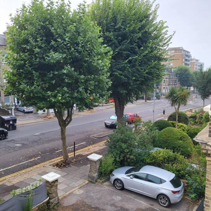 5 Luxury Spacious Loft - Prime Location - Comfortable Bed & Sofa Brighton Exterior photo