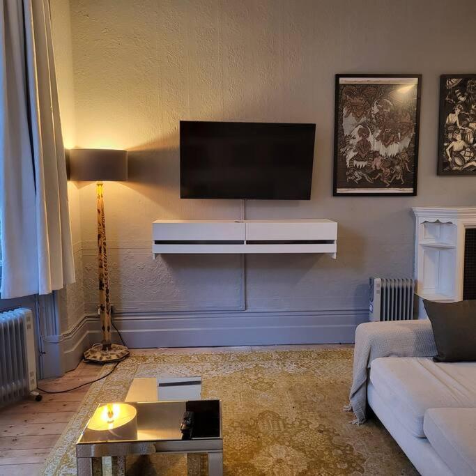 5 Luxury Spacious Loft - Prime Location - Comfortable Bed & Sofa Brighton Exterior photo